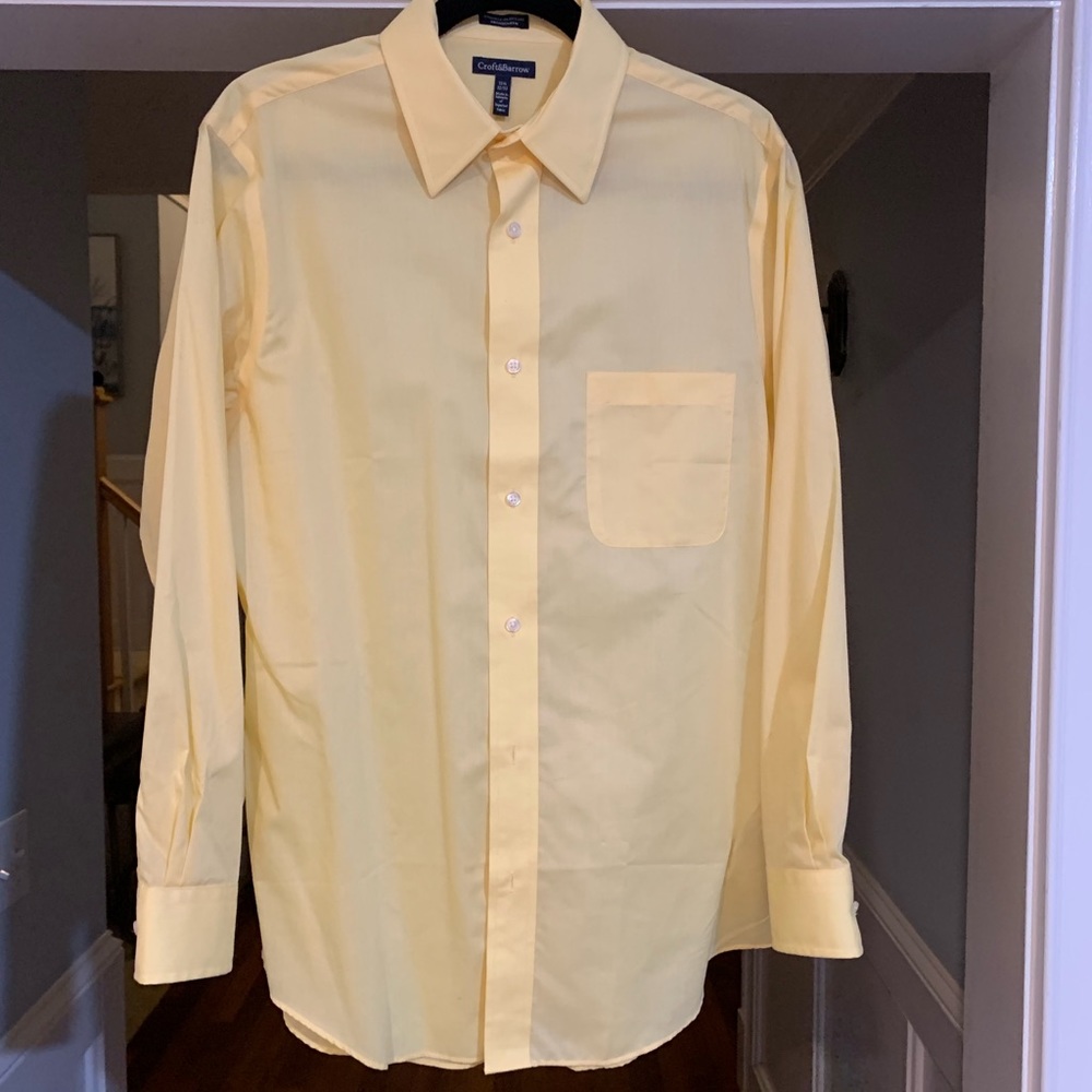 3/$23... Men’s Yellow wrinkle-free Dress Shirt